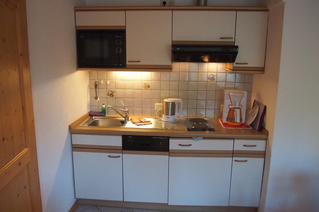 Haus Bergwelt Appartement Grän Buitenkant foto