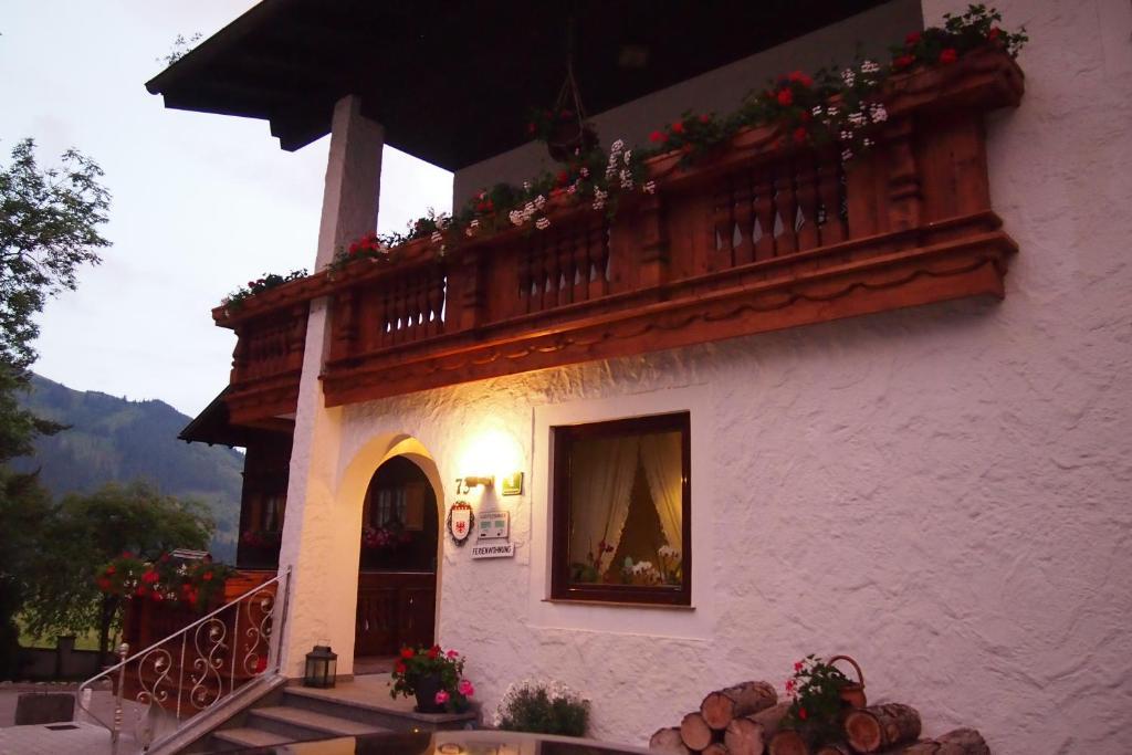 Haus Bergwelt Appartement Grän Buitenkant foto
